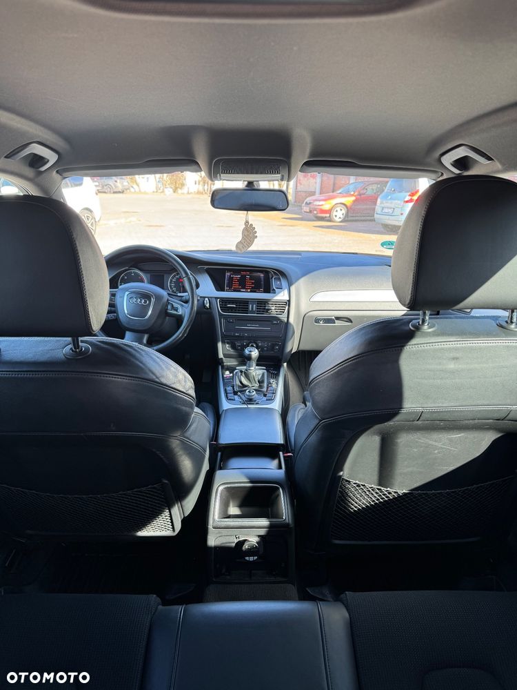 Audi A4 Avant 2.0 TDI - 6