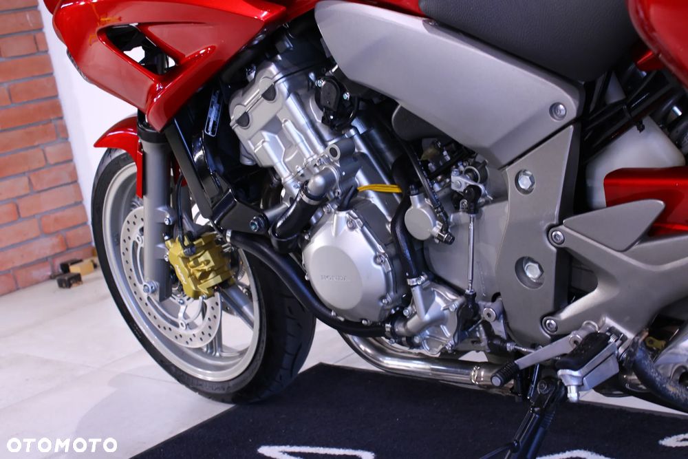 Honda CBF - 27