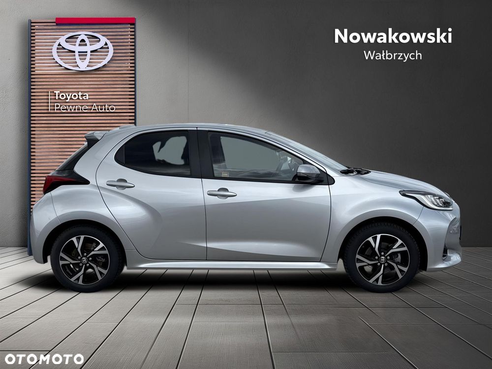 Toyota Yaris Hybrid 1.5 Style - 6
