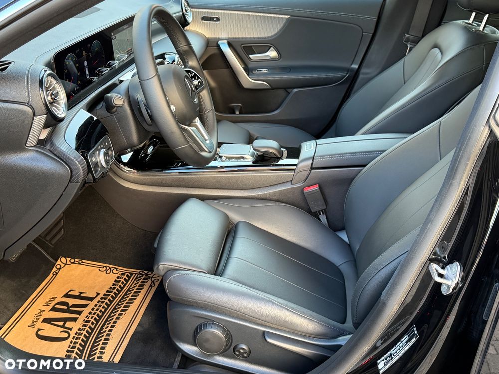 Mercedes-Benz CLA 200 d Progressive 8G-DCT - 6