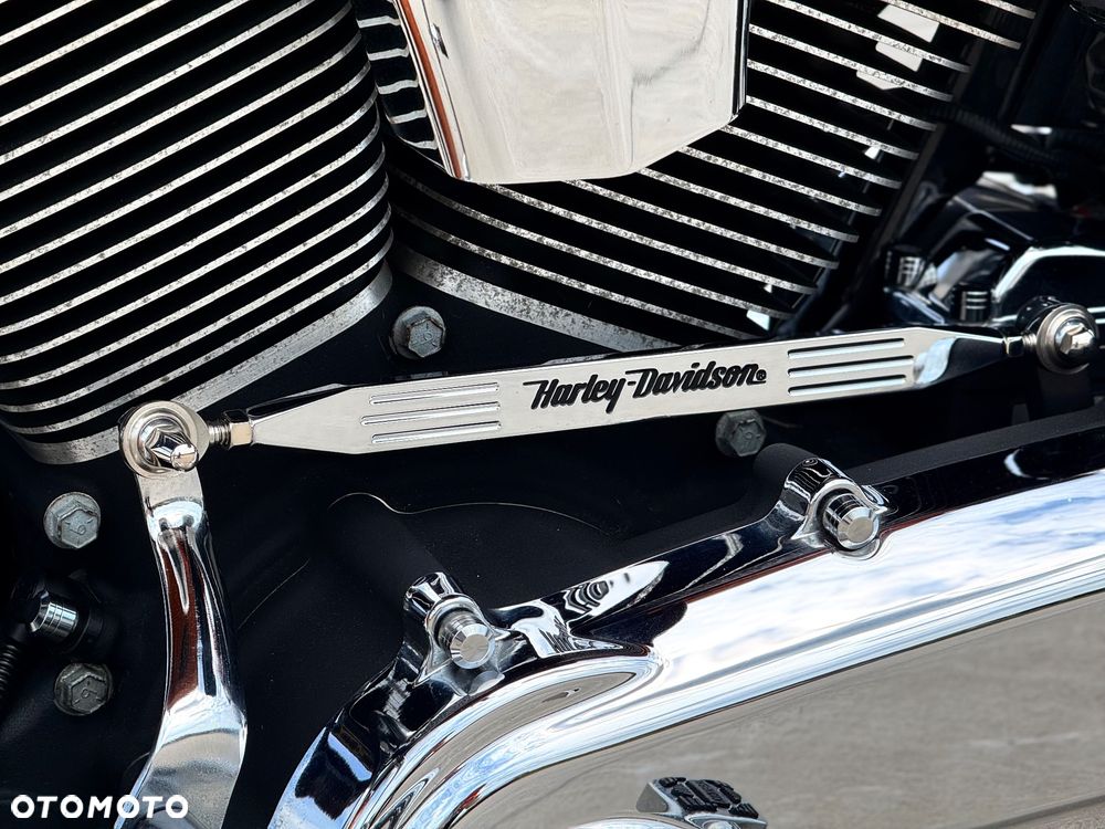 Harley-Davidson Softail Heritage Classic - 39