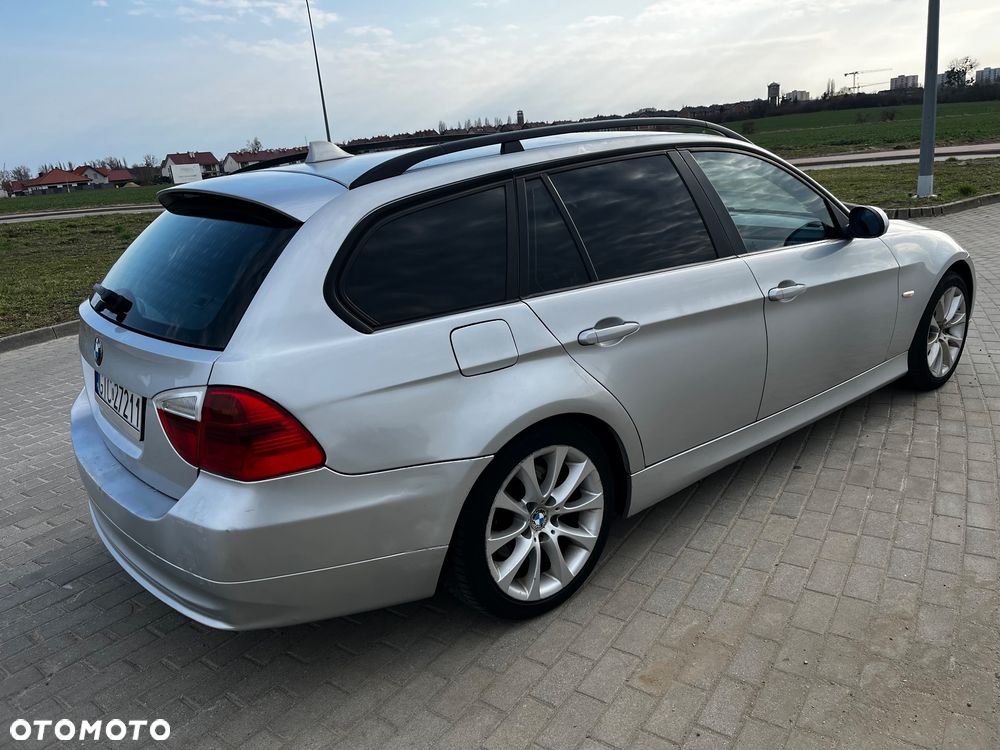 BMW Seria 3 320d DPF - 3