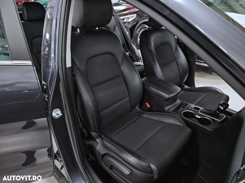 Kia Sportage 1.7 DSL 7DCT 4x2 Style - 11