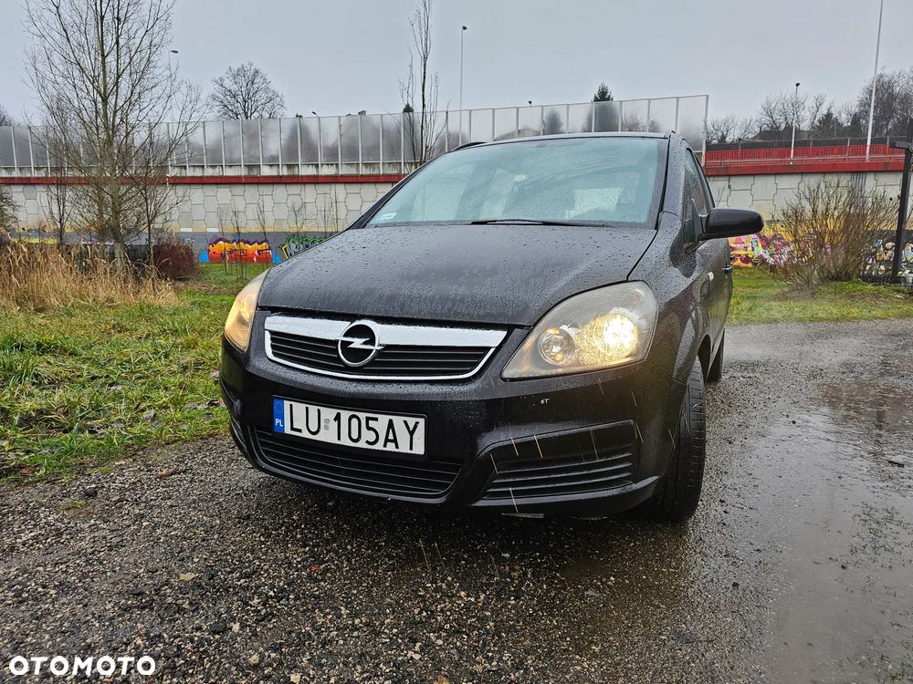 Opel Zafira 1.9 CDTI Enjoy - 1