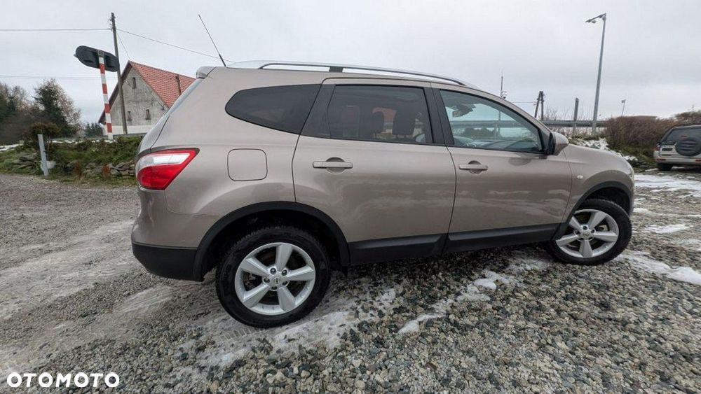 Nissan Qashqai+2 - 6