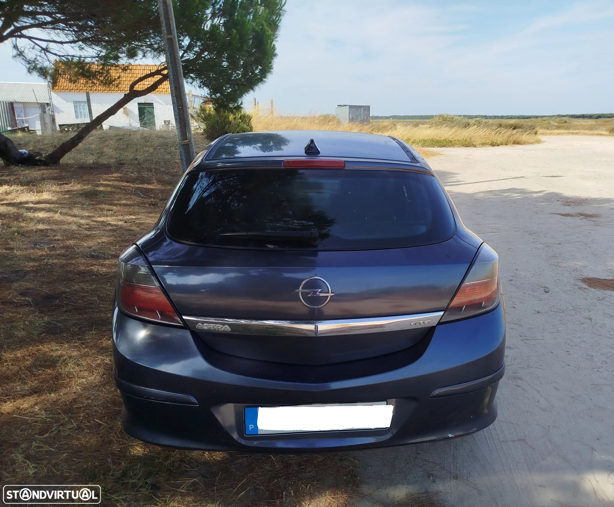 Opel Astra GTC 1.3 CDTi - 2
