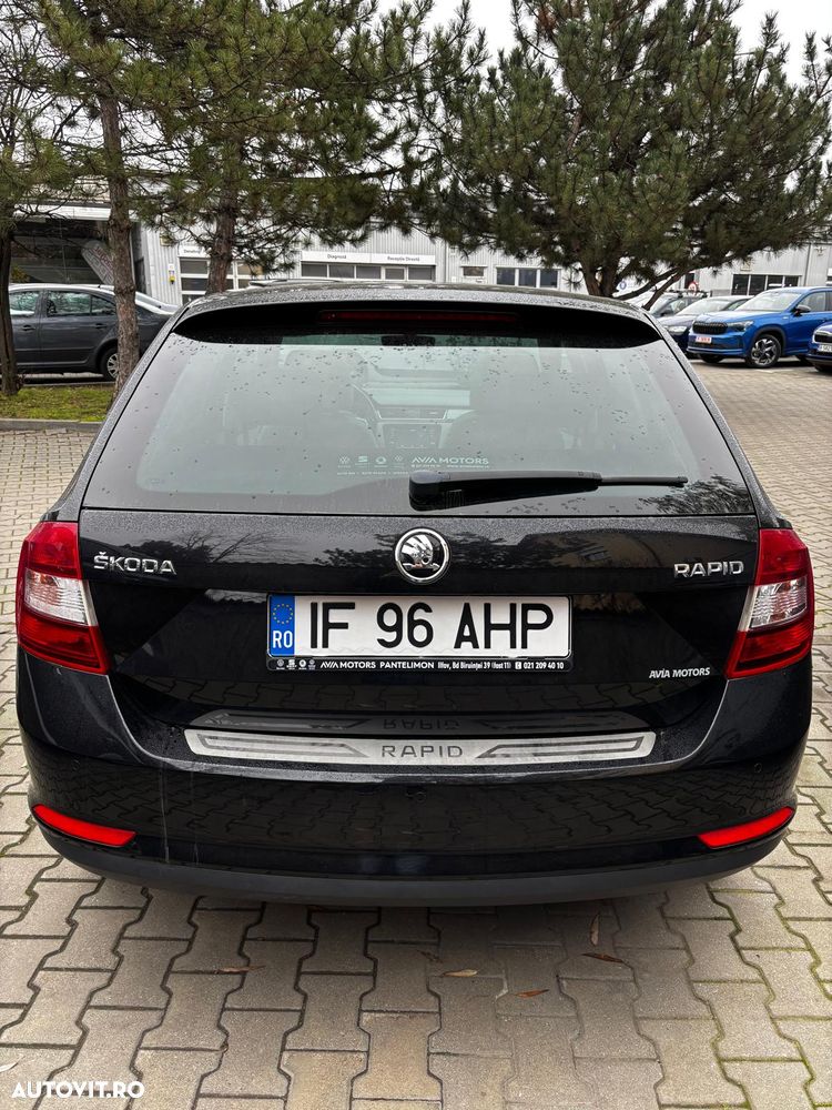 Skoda RAPID Spaceback 1.2 TSI Style - 18