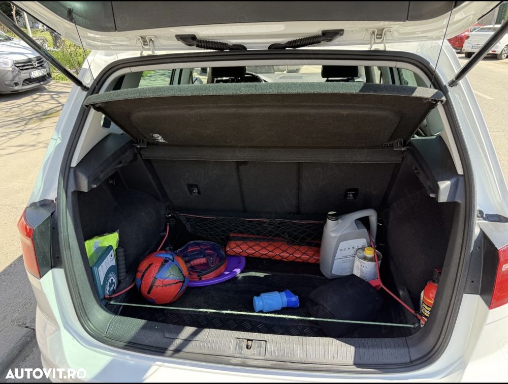 Volkswagen Golf 1.6 TDI DPF BMT Comfortline - 9