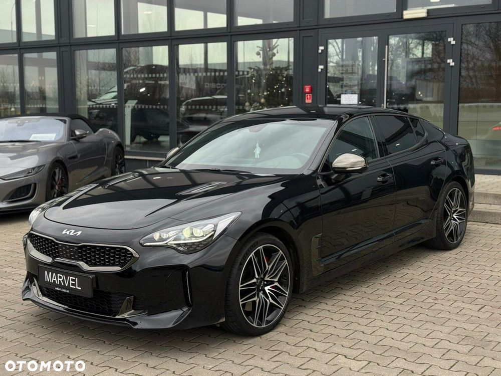 Kia Stinger - 4