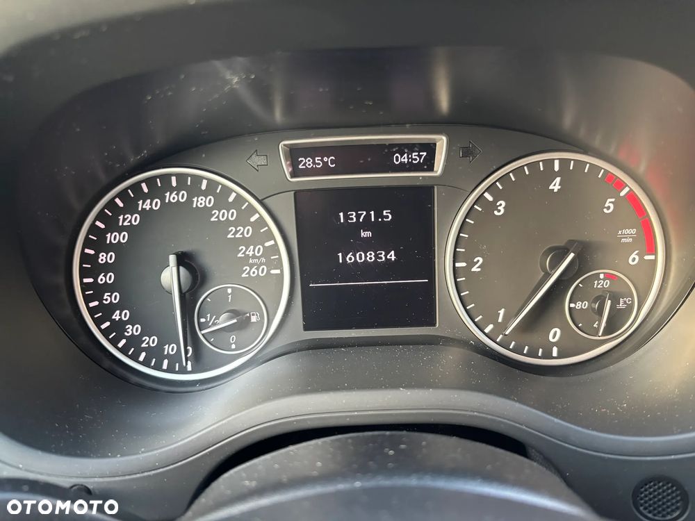 Mercedes-Benz Klasa B 180 CDI - 12