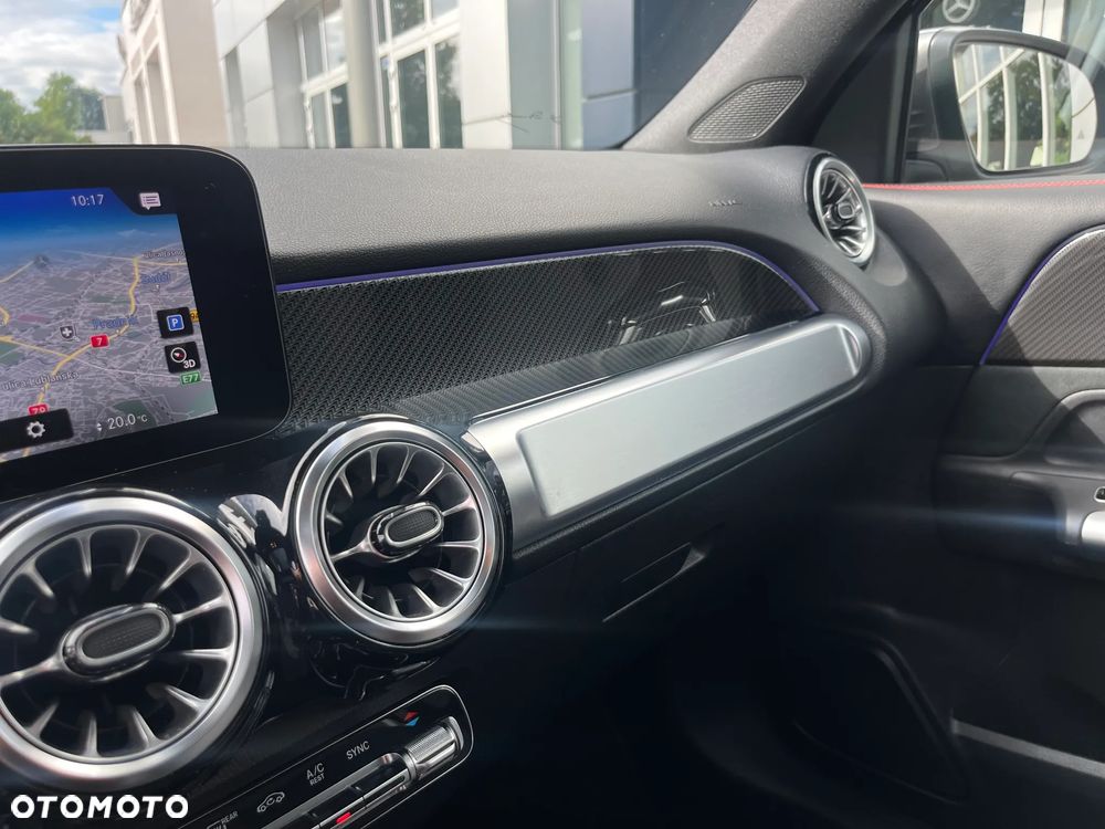Mercedes-Benz GLB 200 d 4-Matic AMG Line 8G-DCT - 18