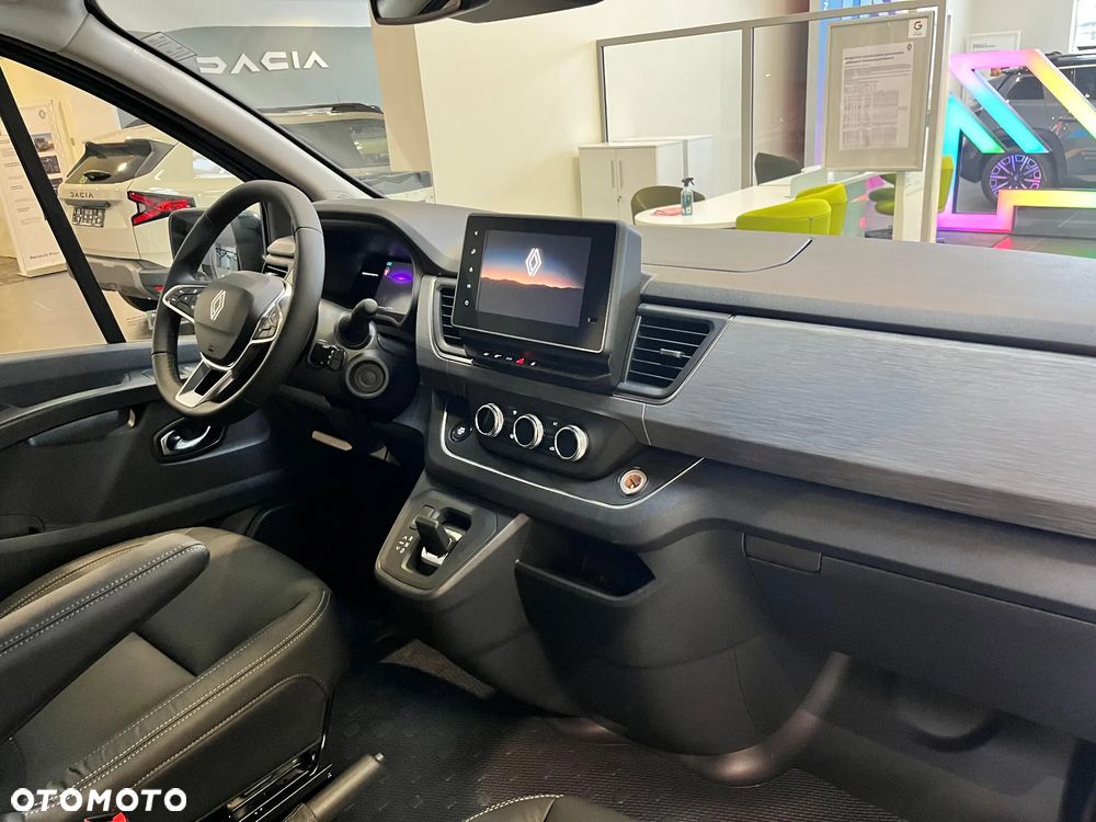 Renault Trafic - 16