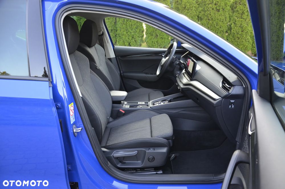 Skoda Octavia 2.0 TDI DSG Ambition - 19