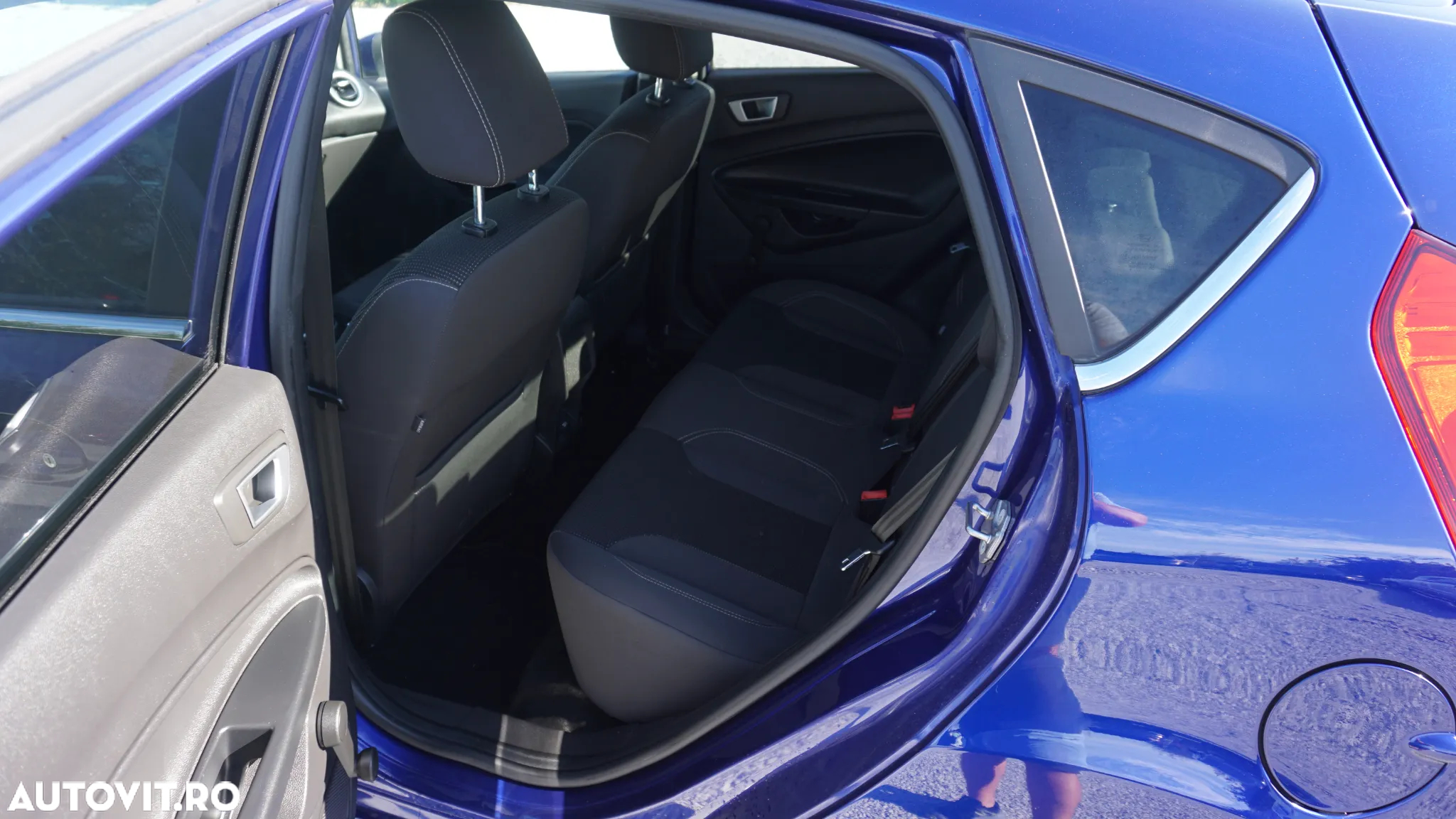 Ford Fiesta 1.5 TDCi Titanium - 8