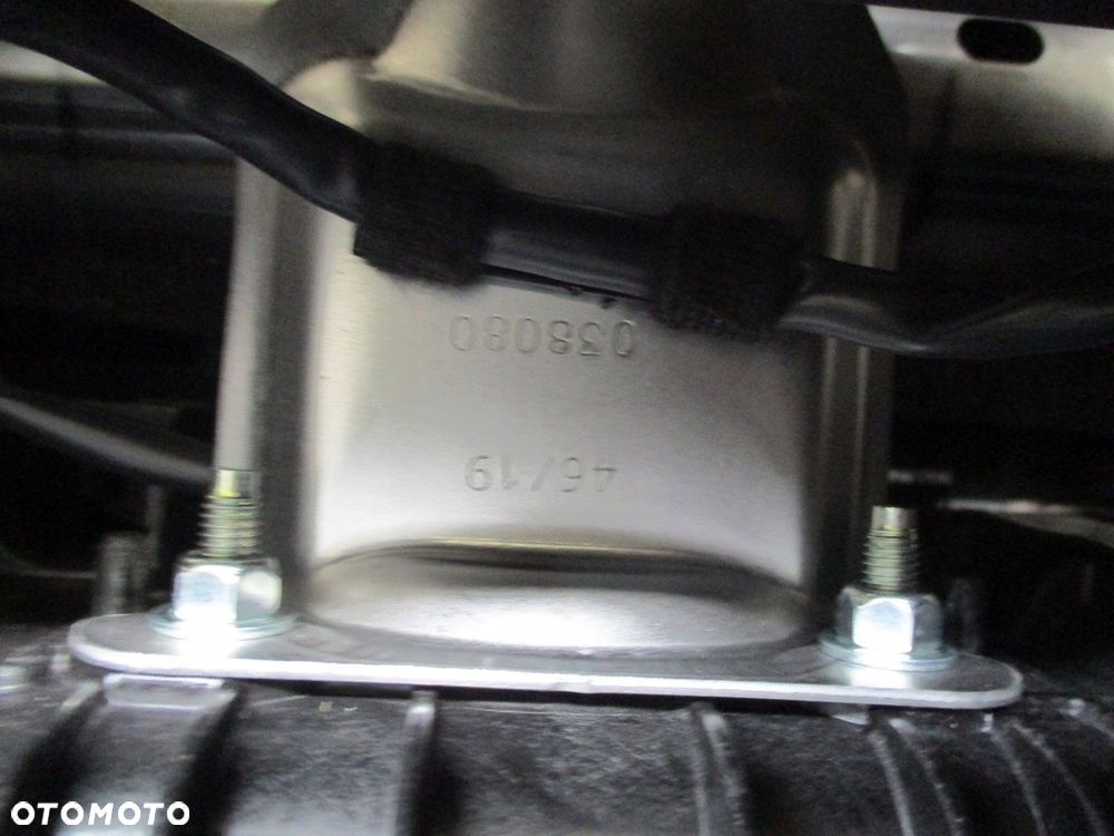 Konsola deska PEUGEOT 2008 208 CARBON 20R N.M - 8