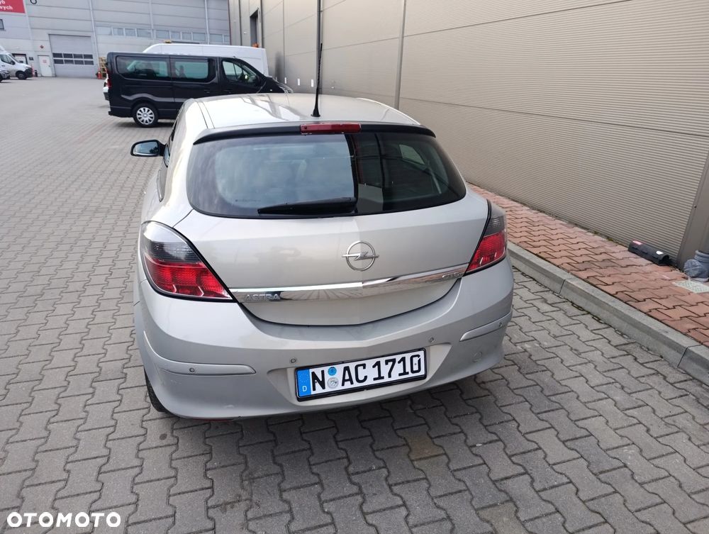 Opel Astra 1.6 Sport - 15