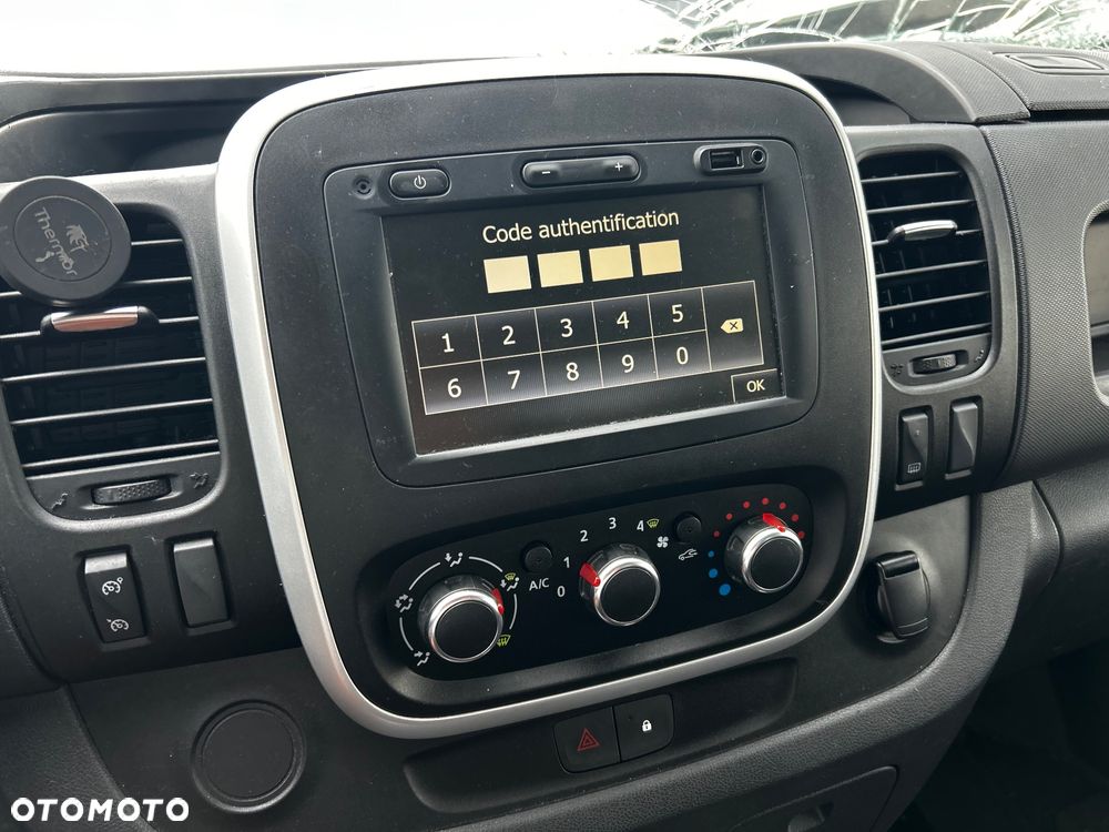 Renault TRAFIC - 31