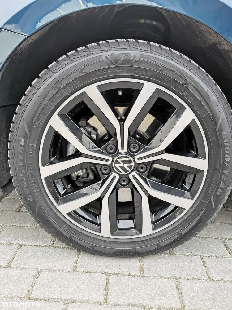 Volkswagen Passat - 37