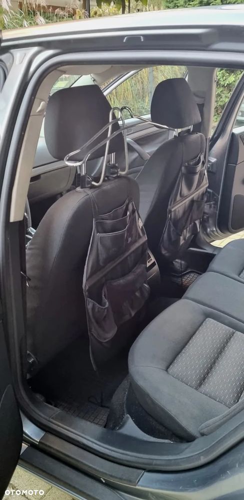 Skoda Octavia 1.6 Tour - 10