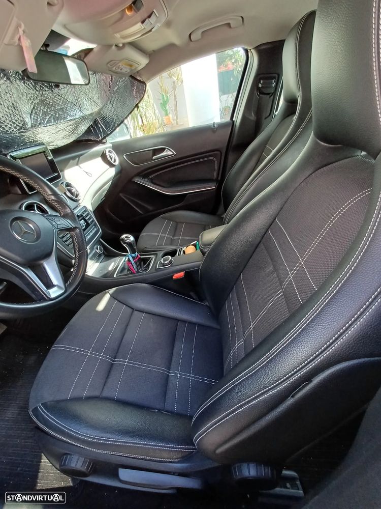 Mercedes-Benz GLA 180 CDI Urban - 10