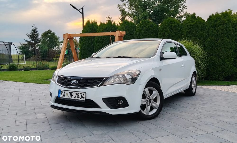 Kia ProCeed 1.4 CVVT Dream-Team Edition - 9