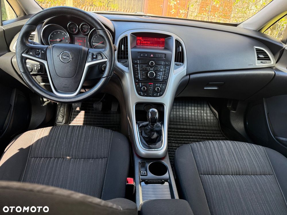 Opel Astra 1.4 Turbo - 15