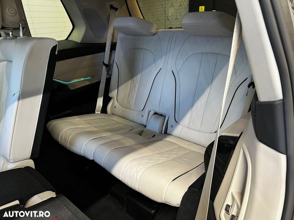 BMW X7 xDrive40i MHEV - 10