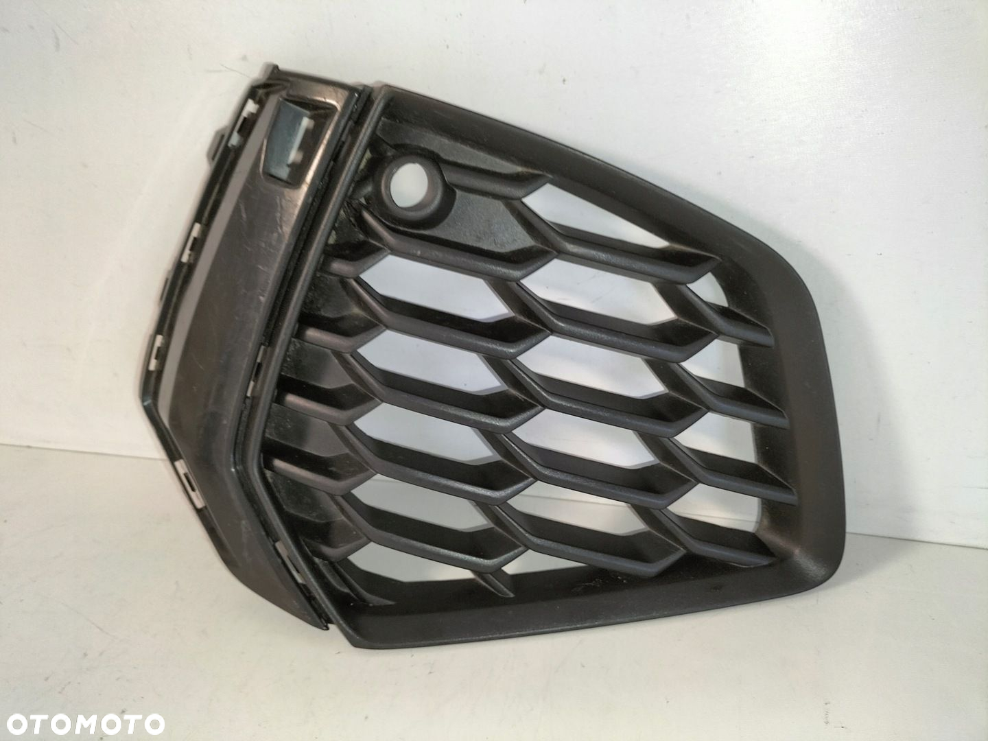 Atrapa kratka zderzaka przód prawa AUDI A3 S3 8Y 20-23 - 2