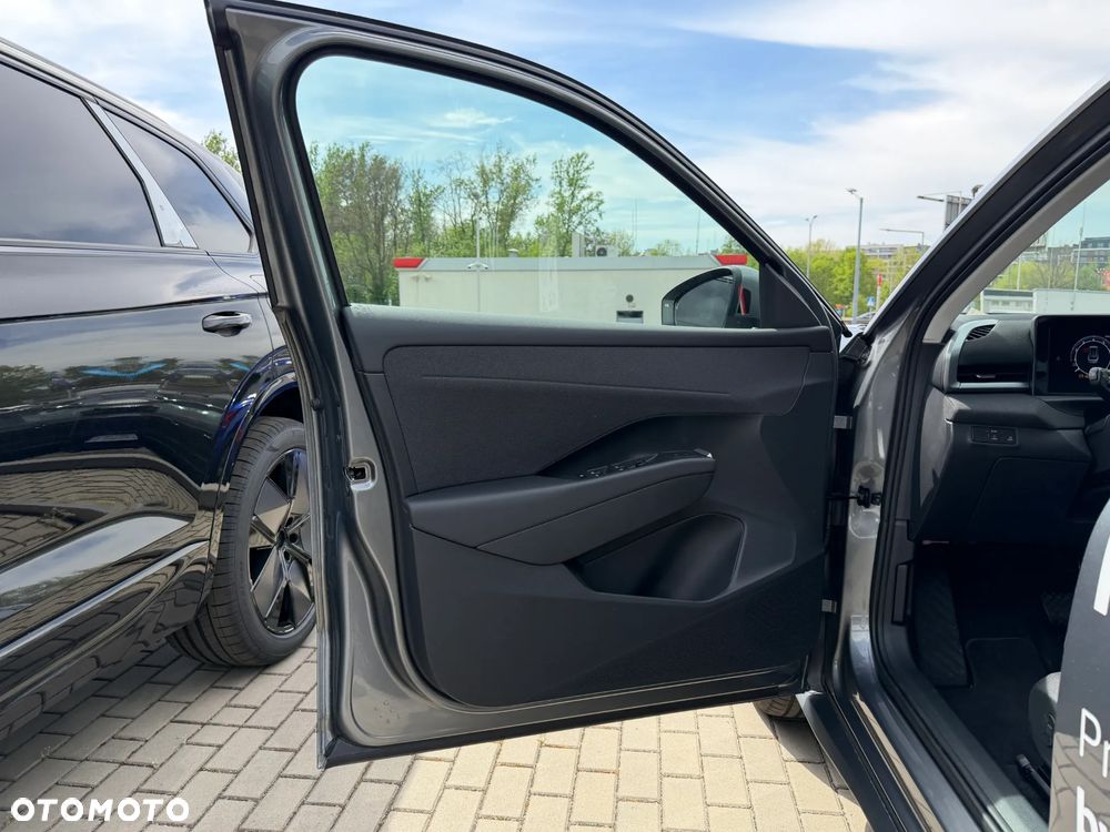 Volkswagen T-Roc 1.5 eTSI Life DSG - 12