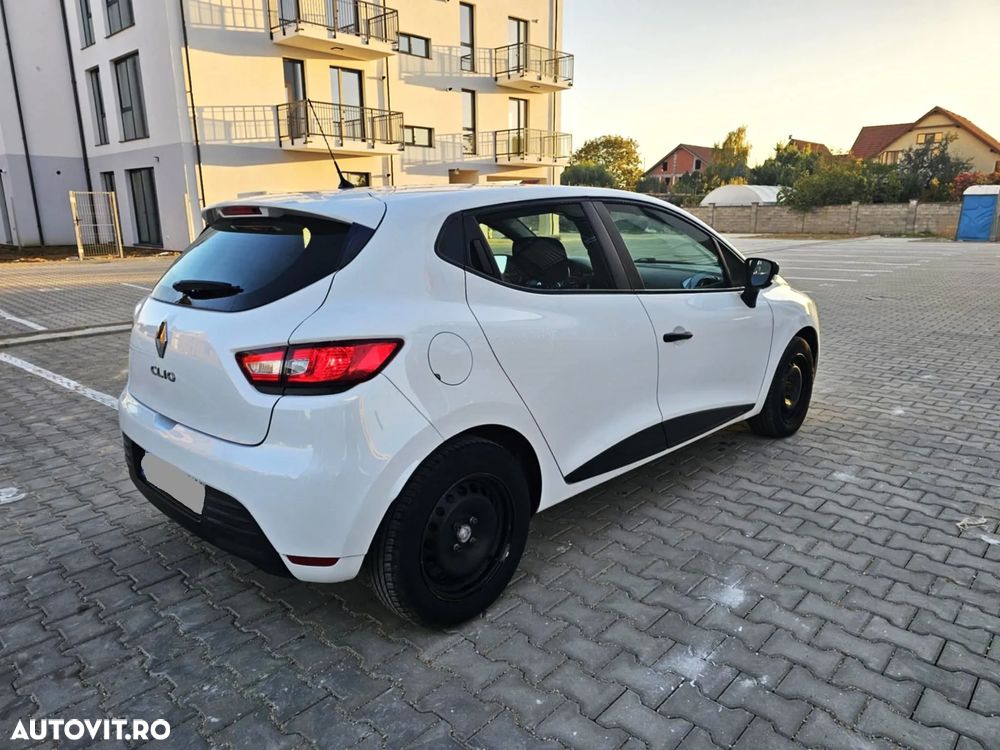 Renault Clio (Energy) dCi 90 Start & Stop INTENS - 9