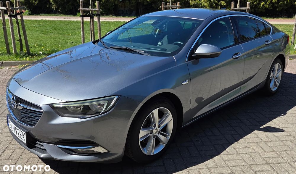 Opel Insignia - 12