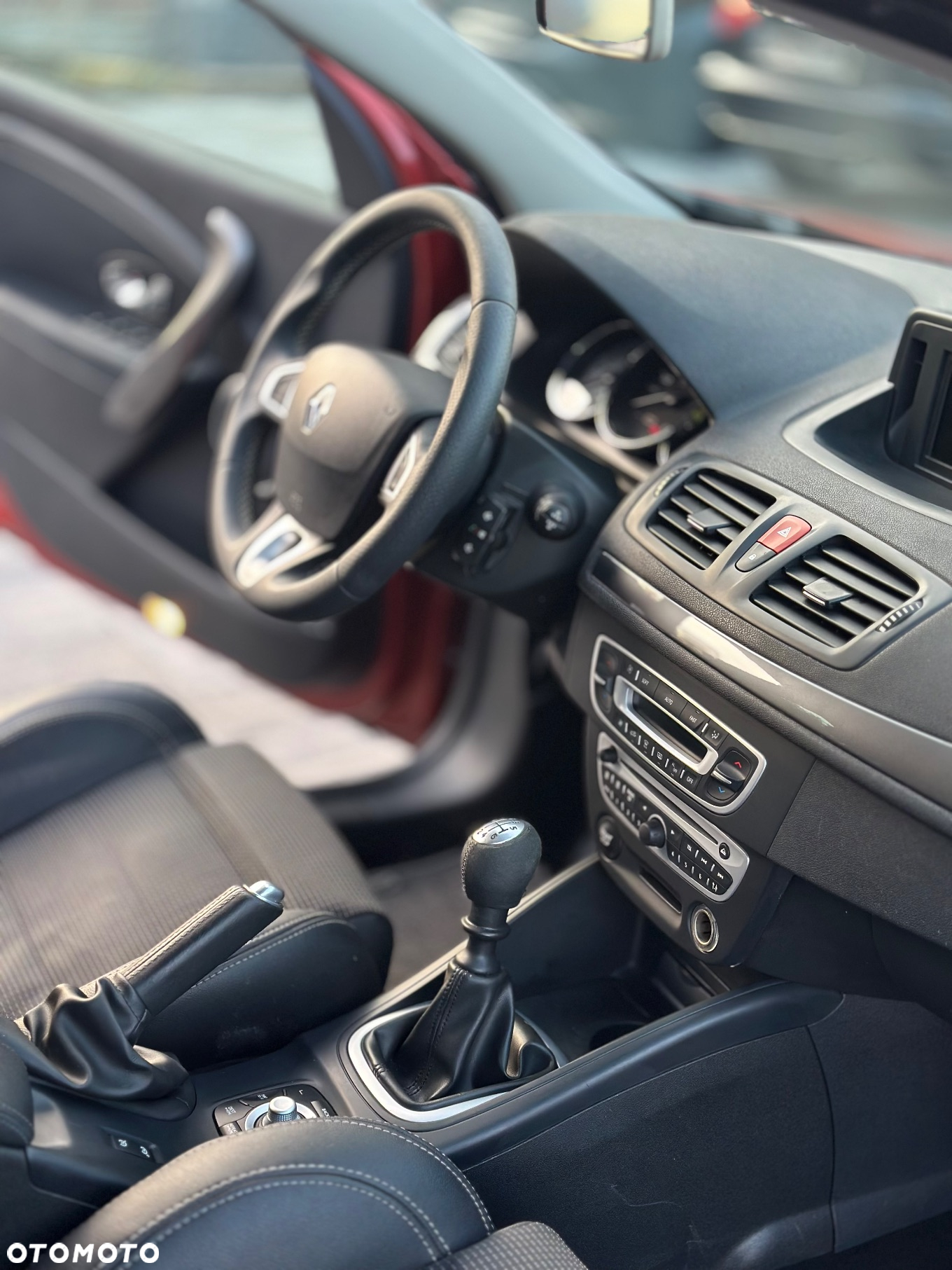 Renault Megane TCe 180 GT - 8