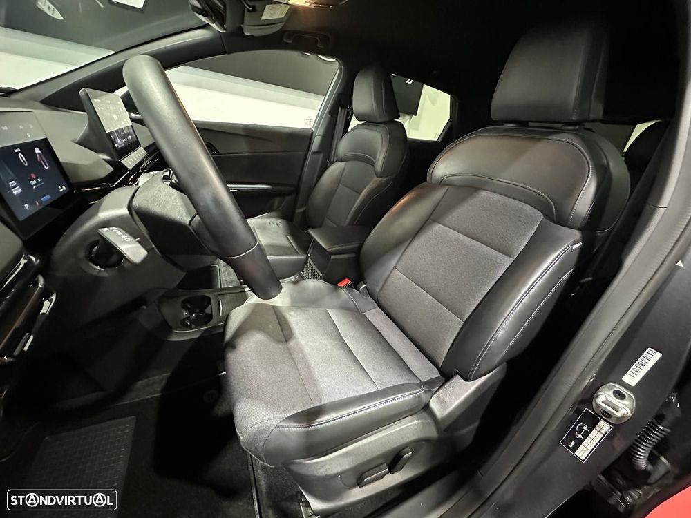 MG MG4 64 kWh Luxury - 6