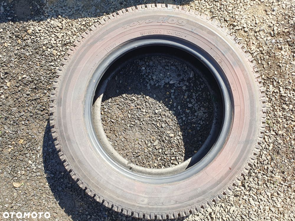 TOYO H09 195/65/R16C 104/102R 10.3mm 2007r OPONA ZIMOWA - 1