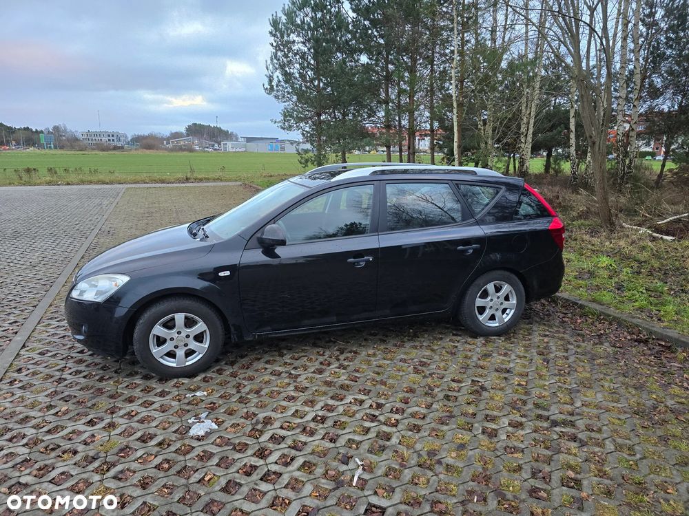 Kia Ceed 1.4 Comfort - 4