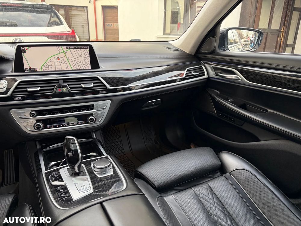 BMW Seria 7 745Le xDrive AT PHEV - 19