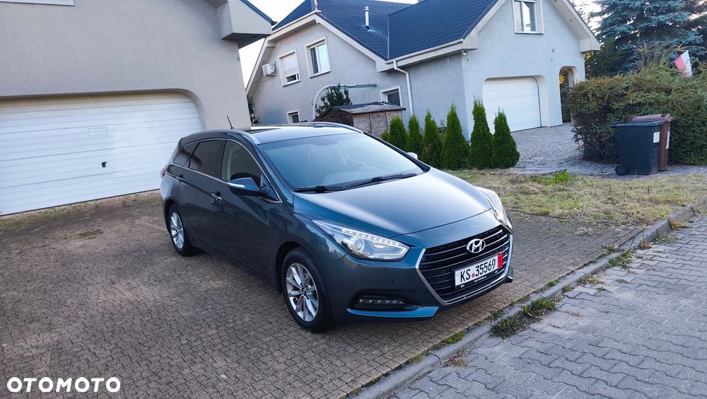Hyundai i40 Kombi 1.7 CRDi Premium - 37