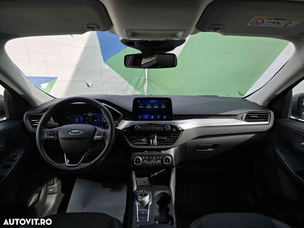 Ford Kuga - 16