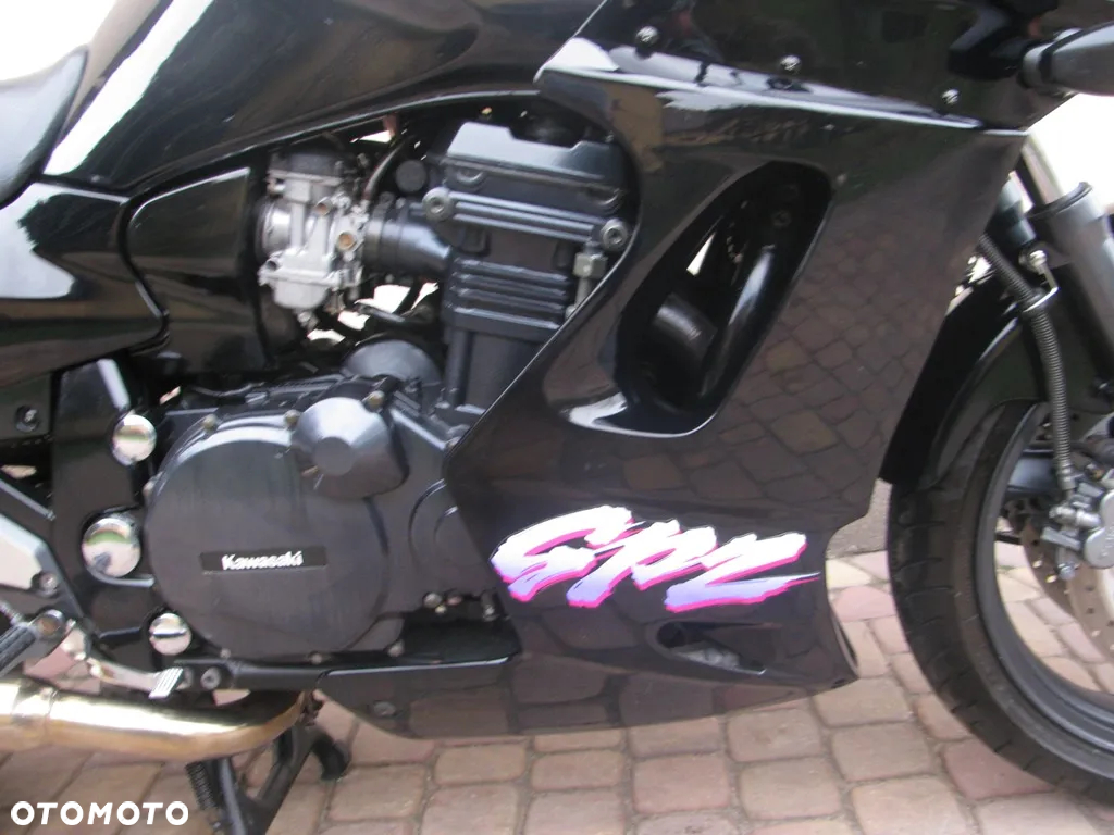 Kawasaki GPZ - 22