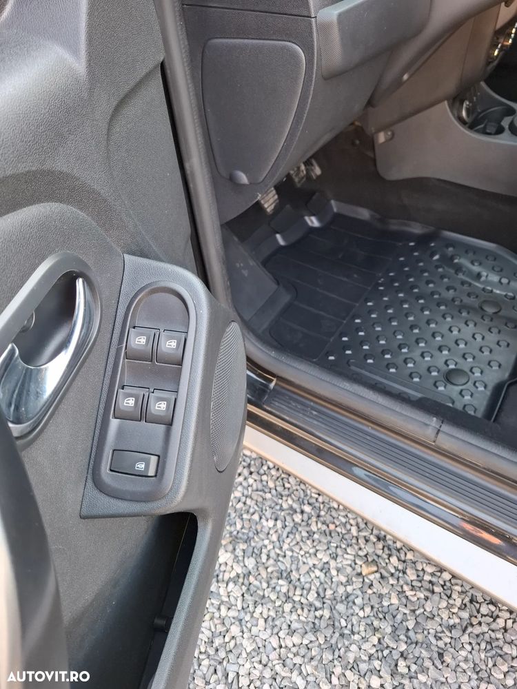 Dacia Duster 1.5 dCi 4x4 Laureate - 22