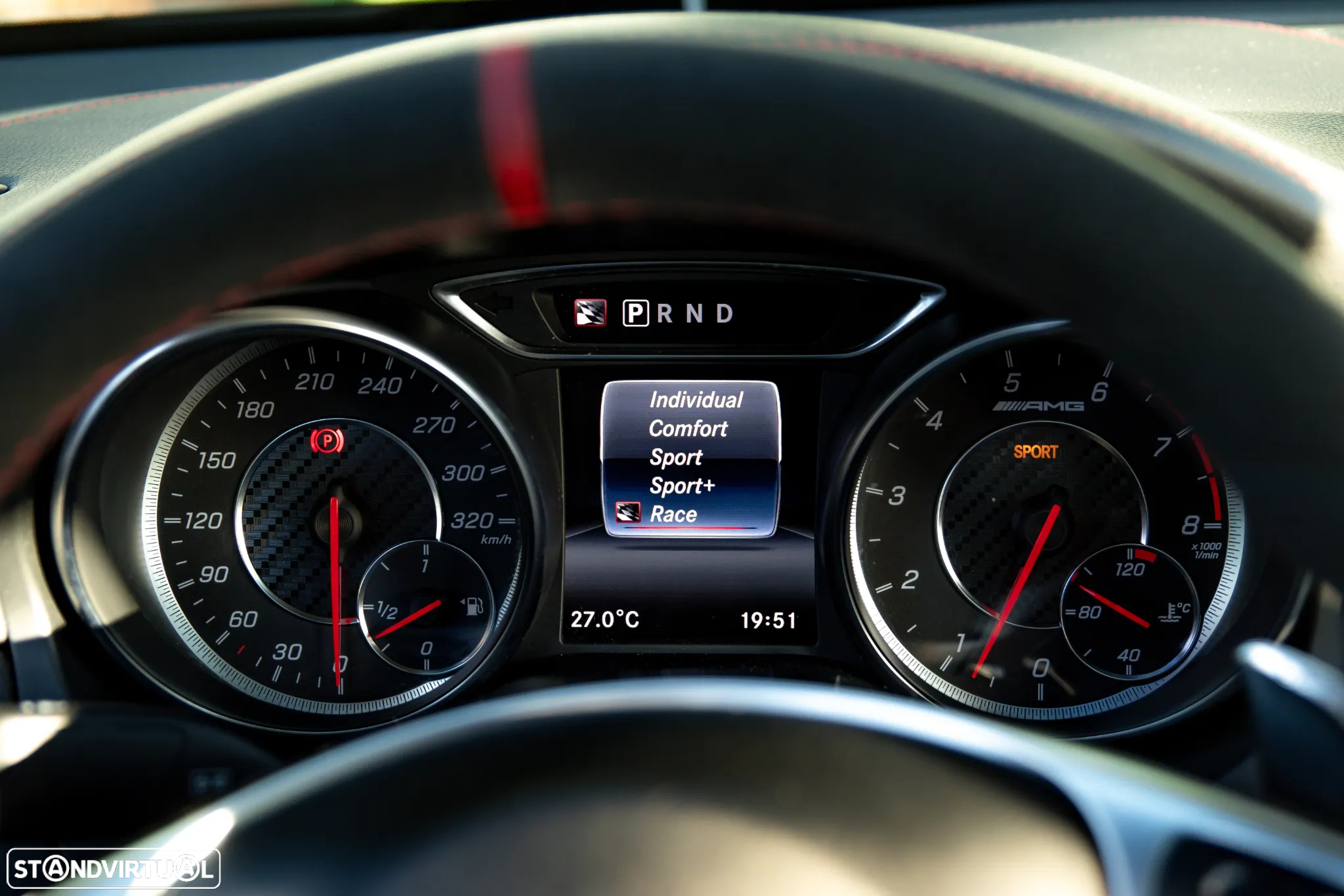 Mercedes-Benz CLA 45 AMG - 20
