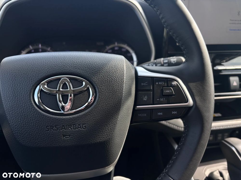 Toyota Highlander - 16