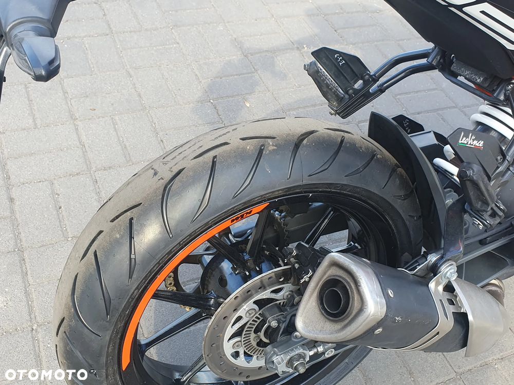 KTM Duke - 21