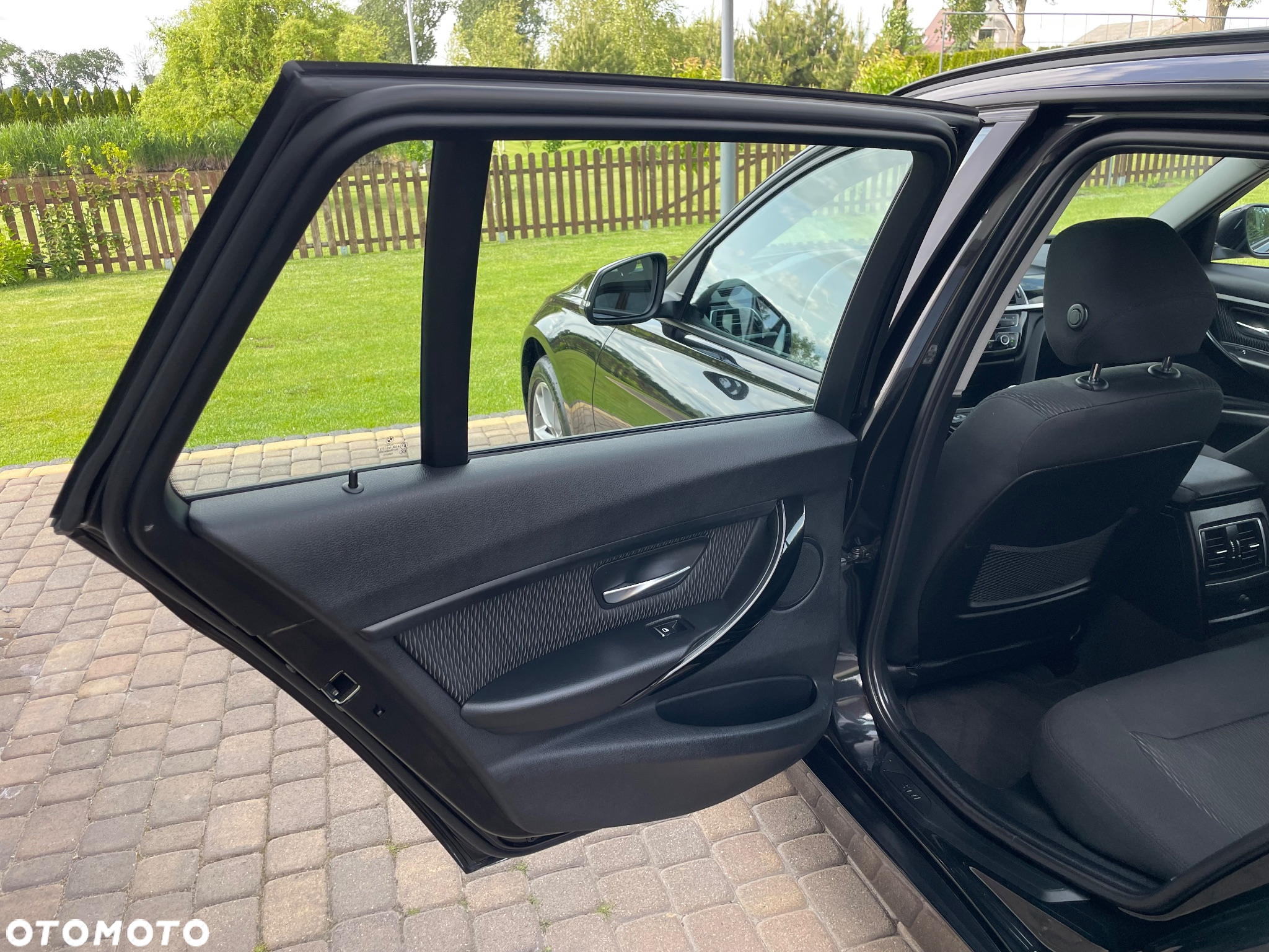 BMW Seria 3 - 33