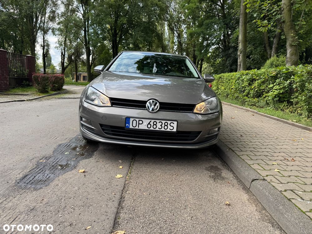 Volkswagen Golf - 5