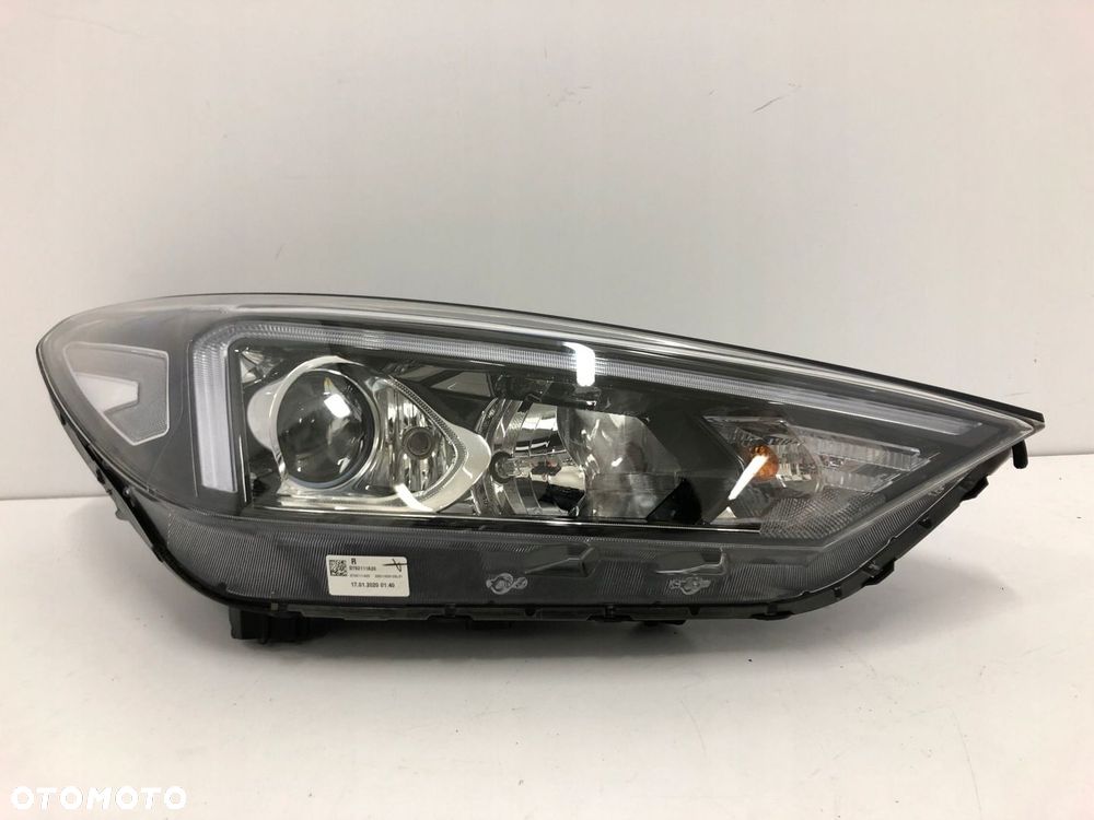 HYUNDAI TUCSON III LIFT 15-LAMPA PRAWY PRZÓD SOCZEWKA 92102D7600 - 1