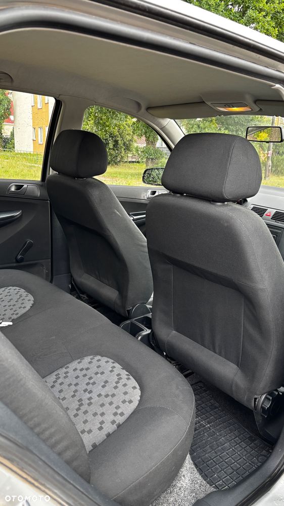 Skoda Fabia 1.2 HTP Exact - 5