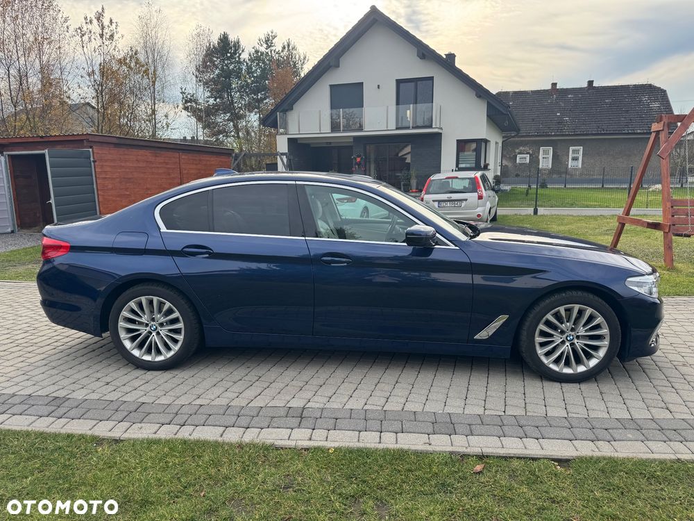 BMW Seria 5 520d xDrive Luxury Line sport - 2