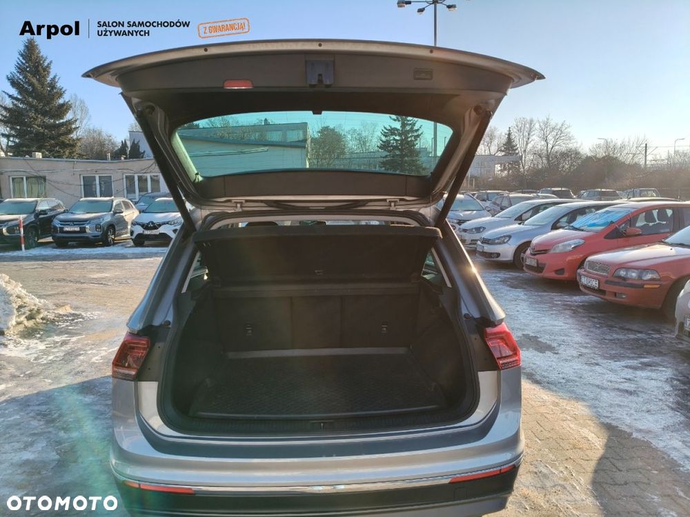 Volkswagen Tiguan - 33