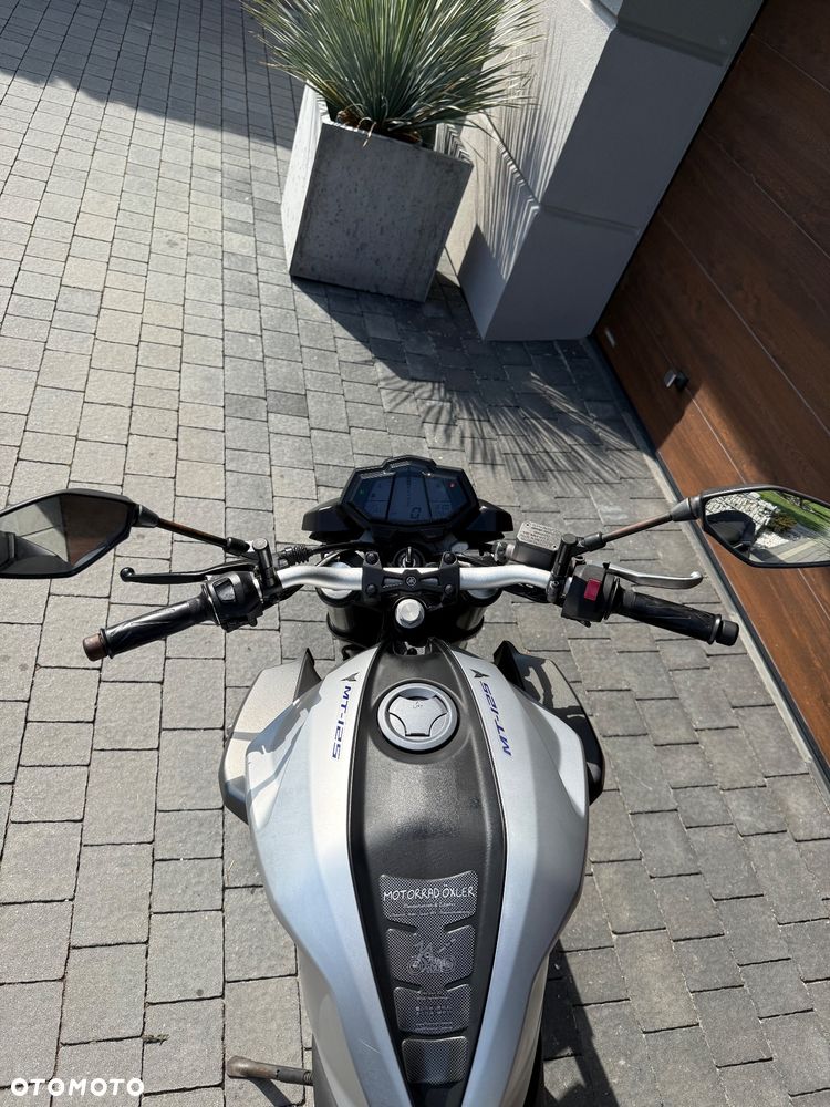 Yamaha MT - 9